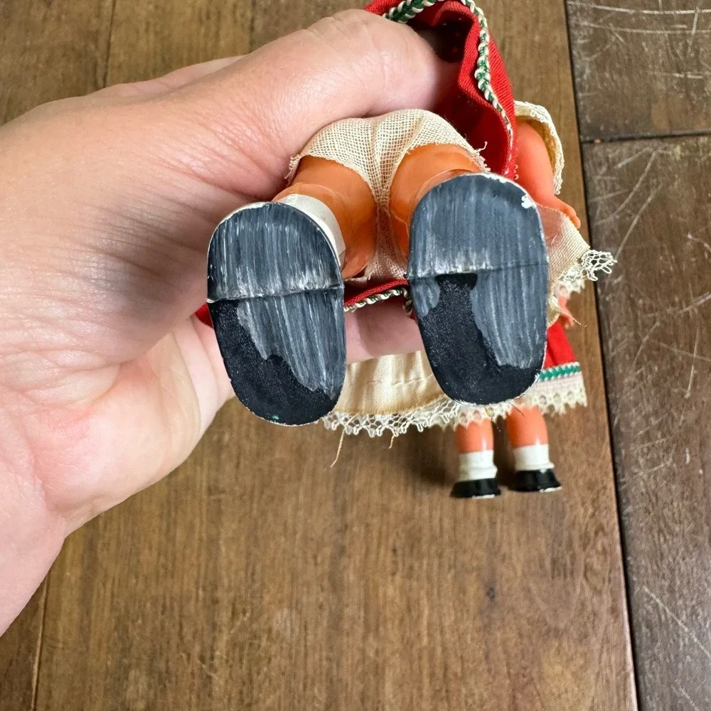 Vintage West Germany Boy & Girl Celluloid Winding Key‎ Dancing Dolls NO KEY